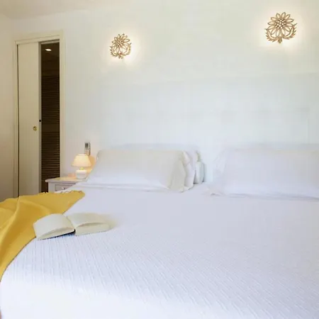 Relaxing Holiday Home, Quiet Location And Pool - What'app - 0049-1762-5840-693 - For Reservations! Porto Rotondo