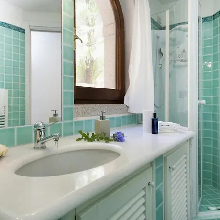 Relaxing Holiday Home, Quiet Location And Pool - What'app - 0049-1762-5840-693 - For Reservations! Porto Rotondo